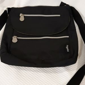 Baggallini medium black cross-body